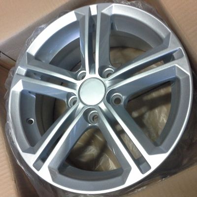 Литой диск Volkswagen (Фольксваген) VV74 S Литой диск Volkswagen (Фольксваген) VV74 S